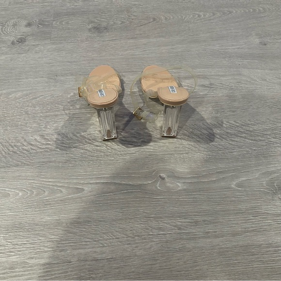 Clear Heels - Picture 2 of 5